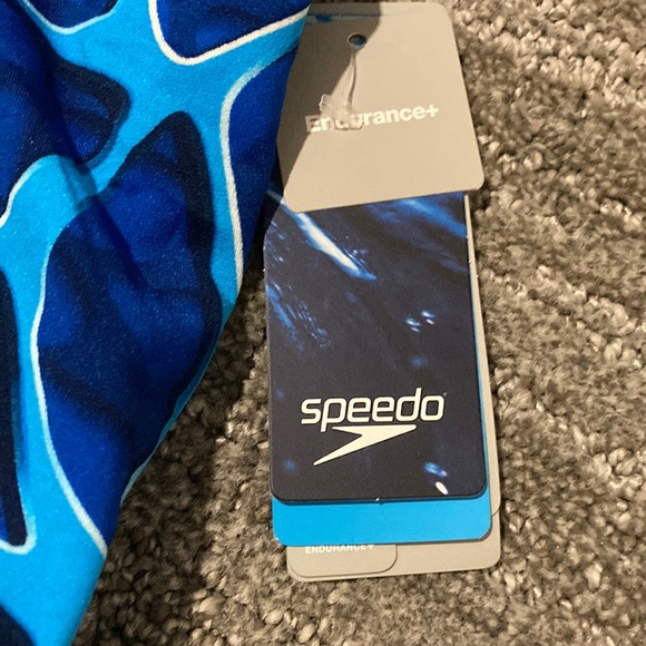 Speedo Caged Out Fly back Endurance+ One Piece - Picture 8 of 11